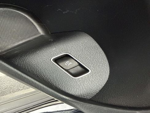 Used 2022 Mercedes-Benz GLE 350 4MATIC image 20