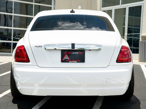Used 2010 Rolls-Royce Ghost RWD image 16