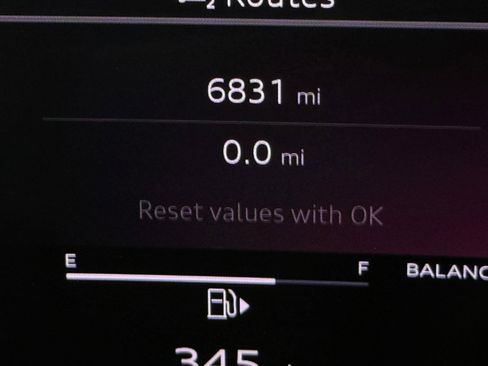 Certified 2025 Audi Q5 Premium w/ Convenience Package image 26