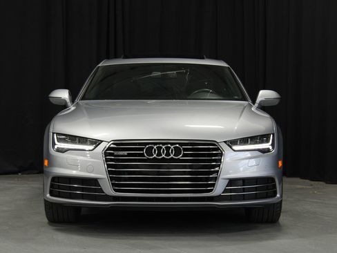 Used 2016 Audi A7 3.0T Premium Plus w/ 20" Wheel & Tire Package AWD/4WD image 2
