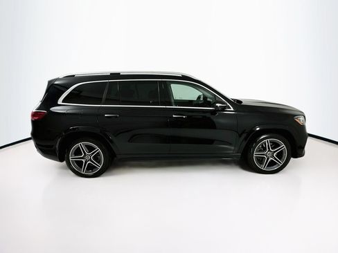 Used 2024 Mercedes-Benz GLS 450 4MATIC image 9