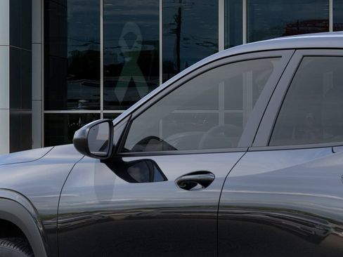 New 2026 Chevrolet Trax LS w/ LS Convenience Package FWD image 12