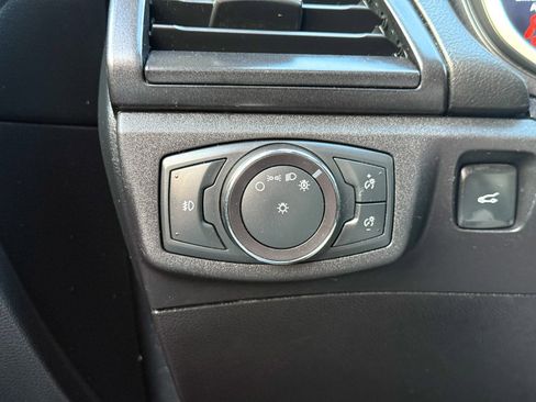 Used 2019 Ford Fusion Energi Titanium image 36