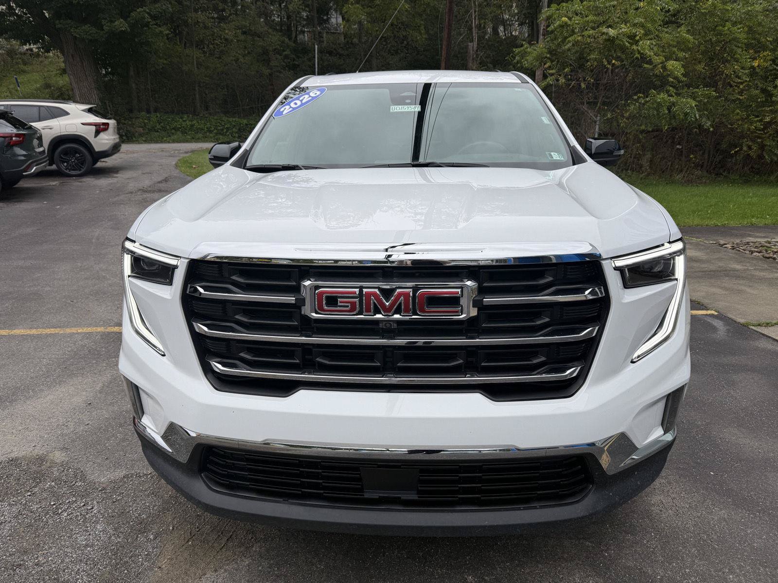 Used 2026 GMC Acadia Elevation w/ Elevation Premium Package AWD/4WD image 2