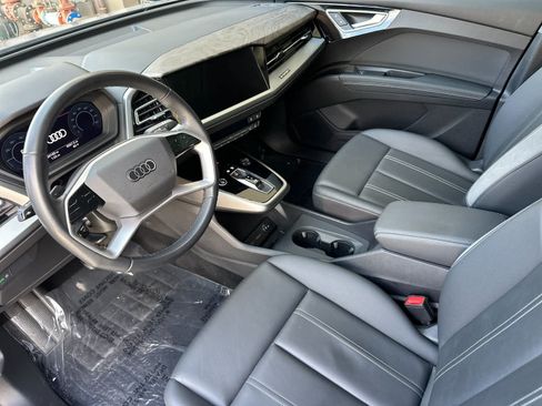 Used 2024 Audi Q4 e-tron Premium AWD/4WD image 11