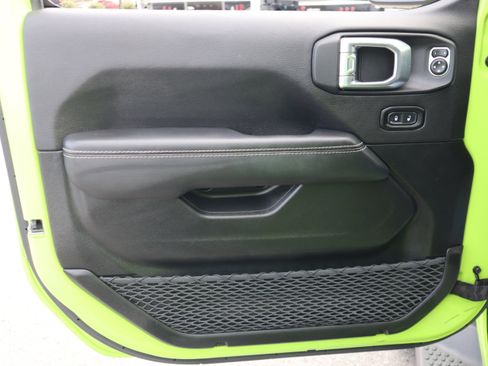 Used 2021 Jeep Wrangler Unlimited Sahara w/ Cold Weather Group image 25