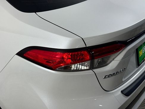 Used 2022 Toyota Corolla LE image 36