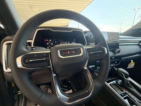 New 2026 GMC Canyon Elevation w/ Technology Package RWD image 27