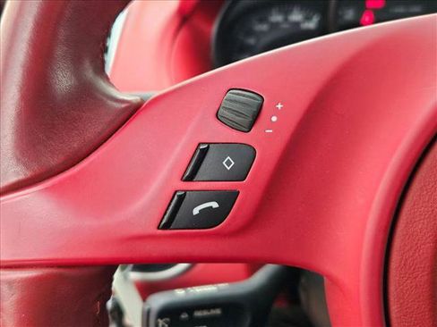 Used 2013 Porsche Boxster image 12