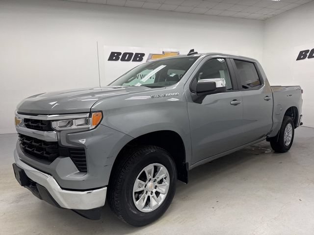 Used 2025 Chevrolet Silverado 1500 LT AWD/4WD image 1