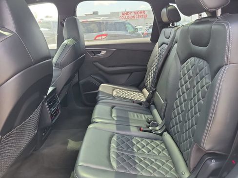 Used 2021 Audi SQ7 Premium Plus AWD/4WD image 15