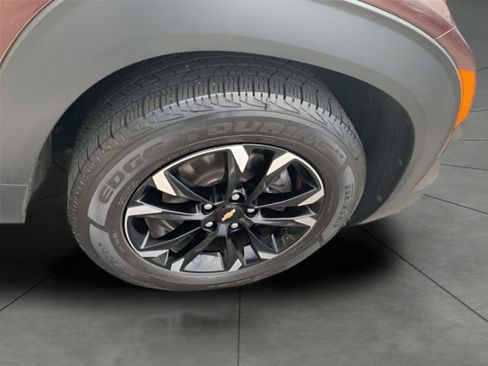Used 2022 Chevrolet TrailBlazer LT w/ Convenience Package FWD image 22