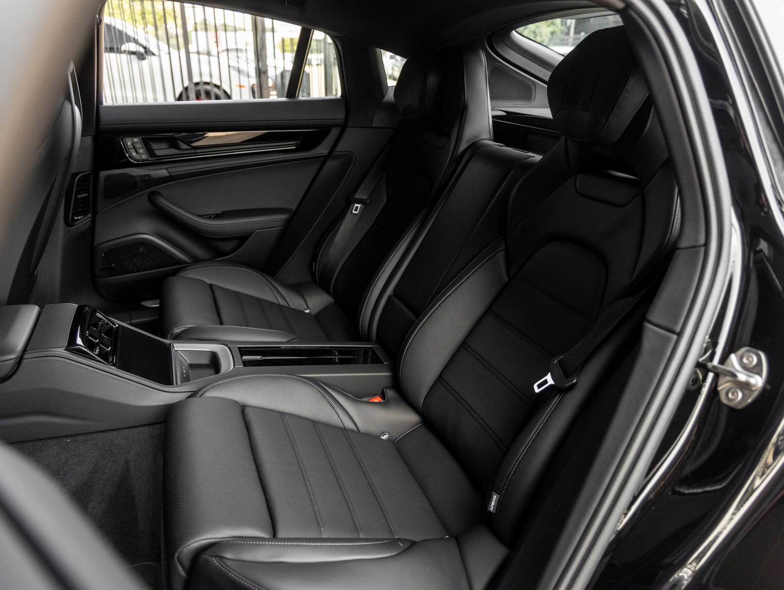 New 2026 Porsche Panamera 4 AWD/4WD image 35