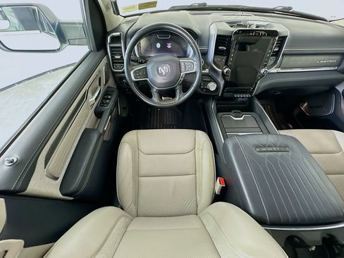 Used 2024 RAM 1500 Limited AWD/4WD image 9