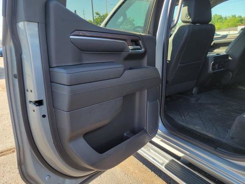 Used 2023 GMC Sierra 1500 SLT w/ SLT Premium Package AWD/4WD image 18