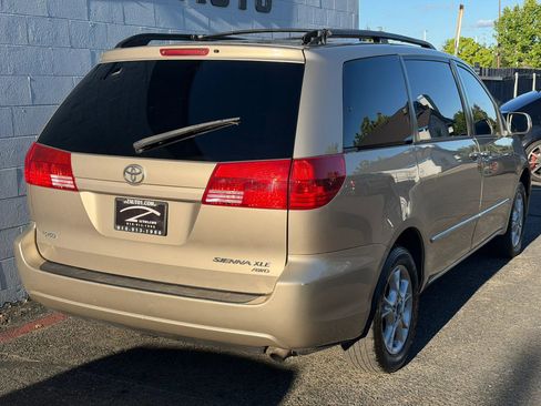 Used 2004 Toyota Sienna AWD image 5