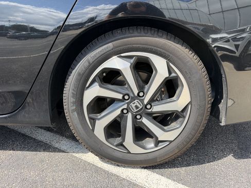 Used 2016 Honda Accord EX-L image 10