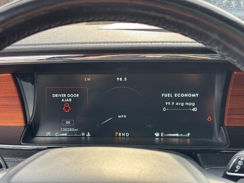 Used 2019 Lincoln Navigator Reserve AWD/4WD image 20