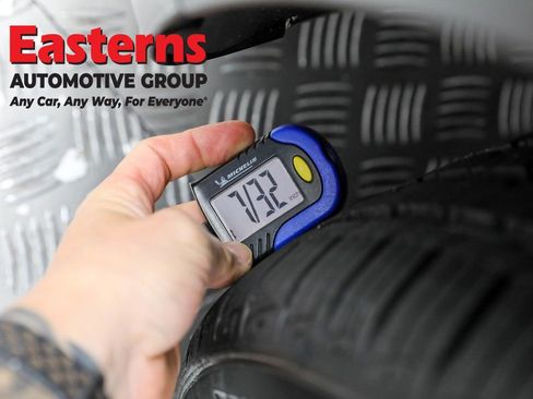 Used 2021 Kia Niro EX w/ Cold Weather Package image 24