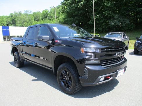 Used 2021 Chevrolet Silverado 1500 LT Trail Boss AWD/4WD image 3