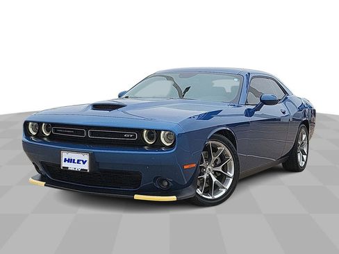 Used 2022 Dodge Challenger GT image 4