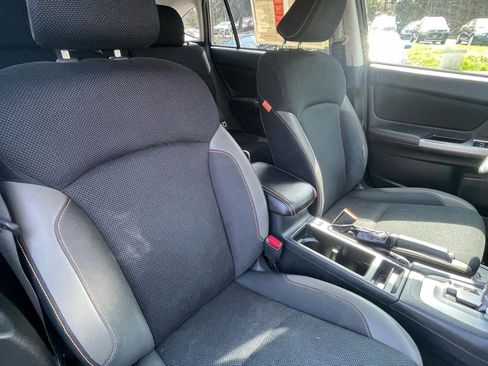 Used 2017 Subaru Crosstrek 2.0i Premium image 28