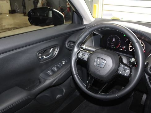 Certified 2025 Honda HR-V EX-L image 21