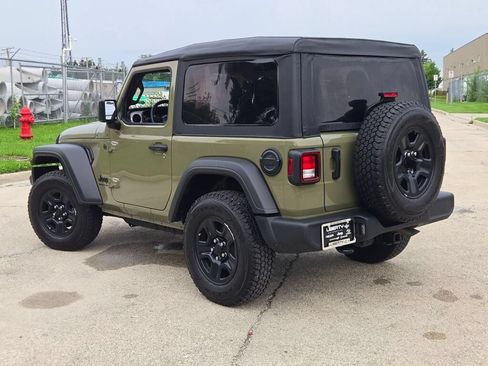 Used 2025 Jeep Wrangler Sport AWD/4WD image 12