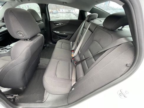 Used 2024 Chevrolet Malibu LT image 18