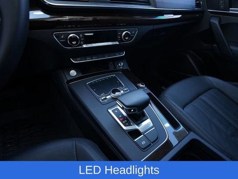 Used 2019 Audi Q5 2.0T Premium Plus w/ Premium Plus Package AWD/4WD image 13