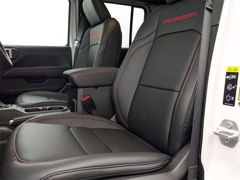 New 2025 Jeep Wrangler Unlimited Rubicon image 13