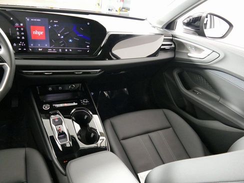 Certified 2025 Audi A5 2.0T Premium Plus w/ Premium Plus image 27