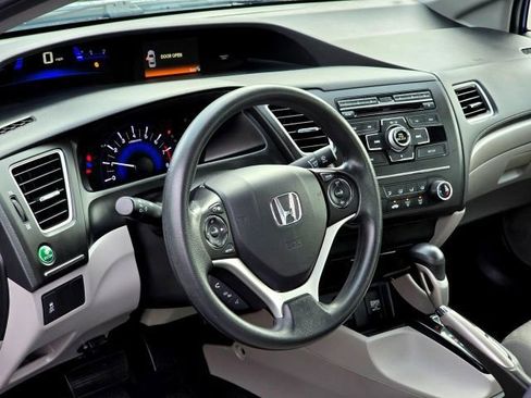 Used 2014 Honda Civic LX image 11