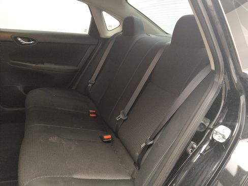 Used 2019 Nissan Sentra S w/ Appearance Package FWD image 18