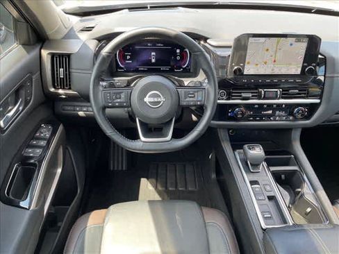 Certified 2024 Nissan Pathfinder Platinum w/ Cargo Package FWD image 13