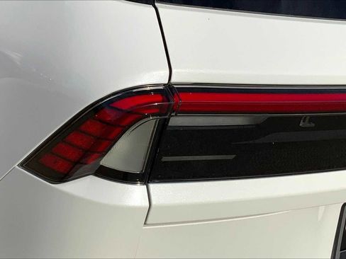 New 2025 Lincoln Navigator L Reserve w/ Jet Appearance Package image 14