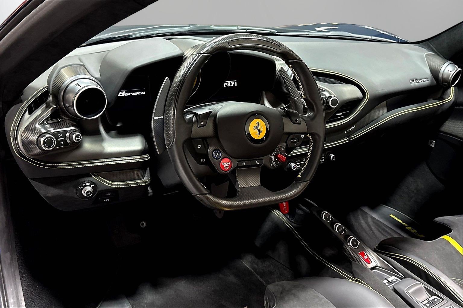 Used 2023 Ferrari F8 Spider RWD image 15