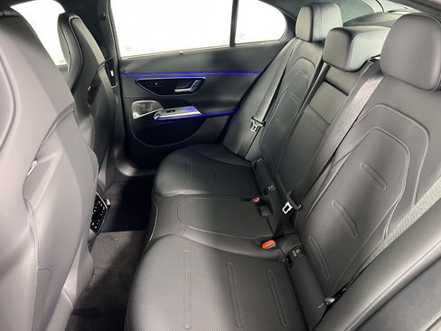 New 2026 Mercedes-Benz E 53 AMG e 4MATIC Sedan image 21