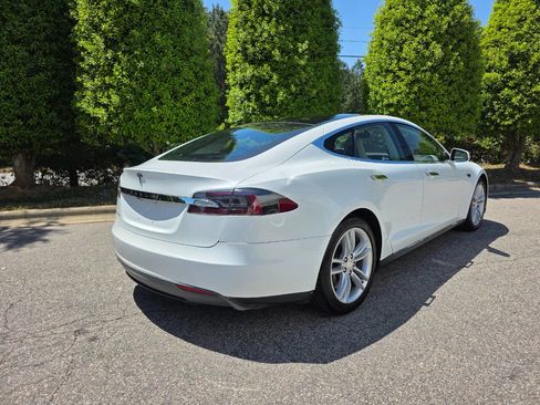 Used 2013 Tesla Model S image 5