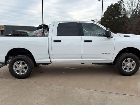 Used 2025 RAM 2500 Big Horn image 7