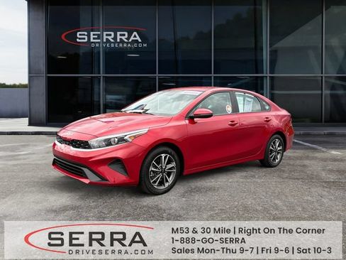Certified 2023 Kia Forte LXS w/ LXS Technology Package FWD image 1