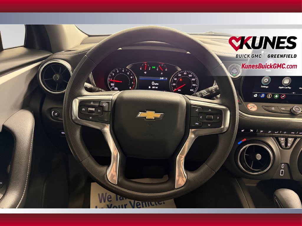 Used 2025 Chevrolet Blazer LT FWD image 15