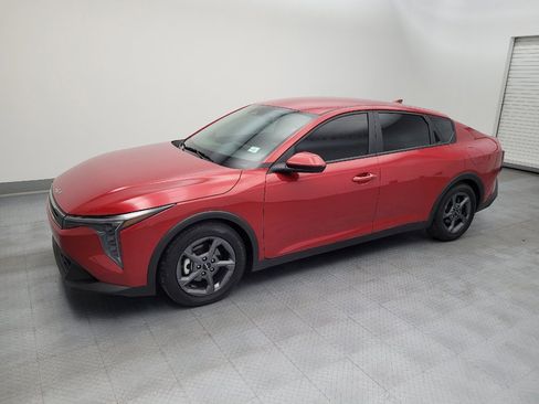 Used 2025 Kia K4 FWD image 2