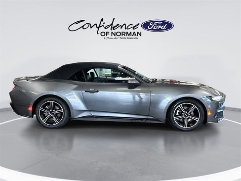 Used 2024 Ford Mustang Premium image 10