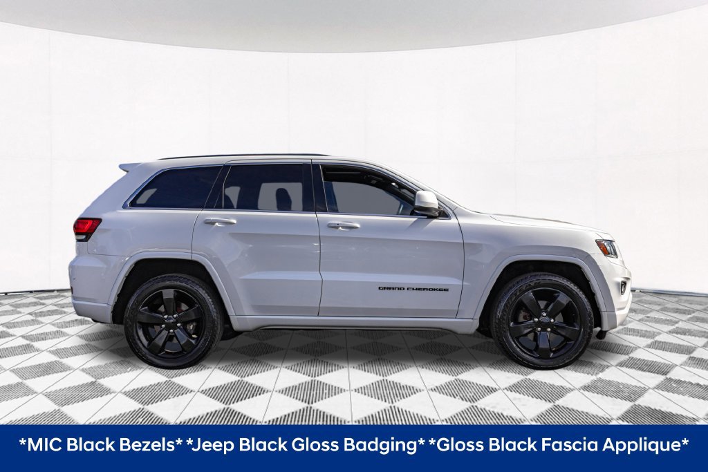 Used 2015 Jeep Grand Cherokee Altitude AWD/4WD image 13