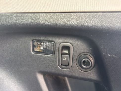 Used 2014 Subaru Forester 2.5i Touring image 12