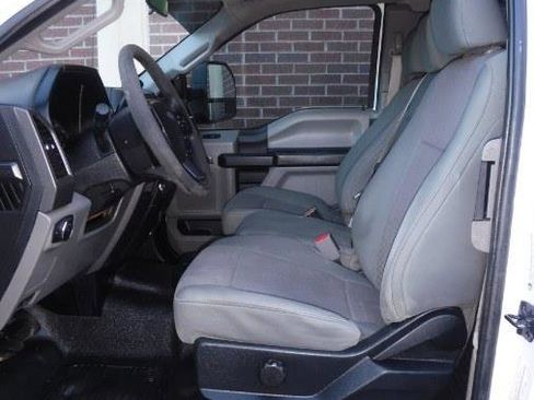 Used 2017 Ford F250 XL w/ Power Equipment Group image 8