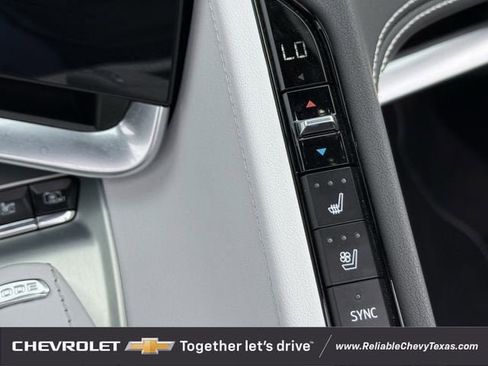 Used 2023 Chevrolet Corvette Z06 RWD image 22