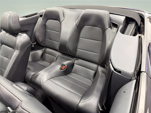 Used 2019 Ford Mustang Premium RWD image 15