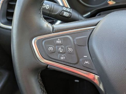 Used 2024 Chevrolet Equinox LT image 18